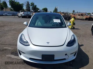 2023 Tesla Model 3 z VIN 5YJ3E1EA5PF517893, wystawiony jako IAAI lot #42515181 z przebiegiem 38 538 mil mil oraz . Historia ofert i sprzedaży dostępna na DreamBid. Obrazek 13.