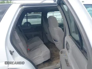 2000 Chevrolet Blazer LT с VIN 1GNDT13W1Y2366880, выставлен на аукционе IAAI как лот 42282543 с пробегом 245 806 миль миль и . История ставок и продаж доступна на DreamBid. Изображение 8.