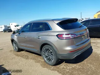 2019 Lincoln Nautilus Reserve with VIN 2LMPJ6L96KBL31417, listed as a IAAI auction lot 41415040 with 66,436 mi miles. Bid and sale history available at carsss.com. Image 14.
