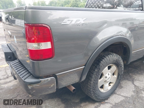 2007 Ford F-150 STX с VIN 1FTRX14W57NA71618, выставлен на аукционе IAAI как лот 42583600 с пробегом 177 914 миль миль и . История ставок и продаж доступна на DreamBid. Изображение 12.
