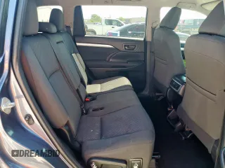 2019 Toyota Highlander LE z VIN 5TDZZRFH0KS324788, wystawiony jako Copart lot #56583055 z przebiegiem 167 001 mil mil oraz Szkoda całkowita • Salvage title. Historia ofert i sprzedaży dostępna na DreamBid. Obrazek 11.