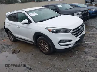 2018 Hyundai Tucson SEL Plus z VIN KM8J33A42JU724826, wystawiony jako IAAI lot #40988234 z przebiegiem 144 211 mil mil oraz . Historia ofert i sprzedaży dostępna na DreamBid. Obrazek 1.
