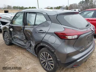 2021 Nissan Kicks SV with VIN 3N1CP5CV8ML471788, listed as a IAAI auction lot 41614088 with 118,369 mi miles. Bid and sale history available at carsss.com. Image 3.