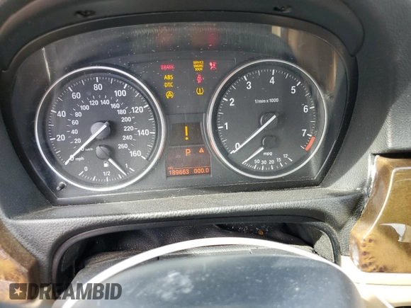 2008 BMW 3 Series 328xi with VIN WBAVC93558K041732, listed as a Copart auction lot 49842465 with 189,663 mi miles and Salvage title. Bid and sale history available at DreamBid. Image 9.