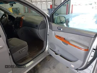 2007 Toyota Sienna XLE with VIN 5TDZK22C67S062210, listed as a IAAI auction lot 42099448 with 144,859 mi miles. Bid and sale history available at carsss.com. Image 5.