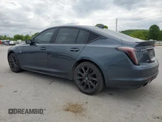 2022 Cadillac CT5 Sport z VIN 1G6DU5RK3N0136141, wystawiony jako Copart lot #47079545 z przebiegiem 73 571 mil mil oraz Szkody całkowita. Historia ofert i sprzedaży dostępna na DreamBid. Obrazek 2.