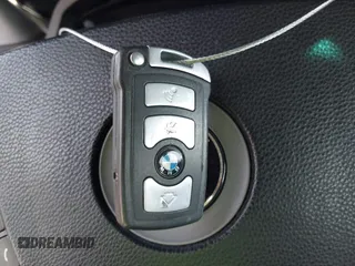 2004 BMW 7 Series 745Li z VIN WBAGN63464DS51067, wystawiony jako IAAI lot #42681232 z przebiegiem 125 088 mil mil oraz . Historia ofert i sprzedaży dostępna na DreamBid. Obrazek 11.