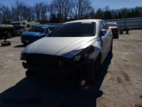 2019 Hyundai Sonata SE with VIN 5NPE24AF4KH792914, listed as a Copart auction lot 47111395 with 110,615 mi miles and Salvage Title. Bid and sale history available at DreamBid. Image 10.