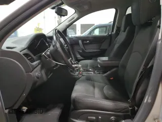 2017 Chevrolet Traverse LT with VIN 1GNKVGKDXHJ354060, listed as a Copart auction lot 52170915 with 148,475 mi miles and Salvage Title. Bid and sale history available at DreamBid. Image 7.