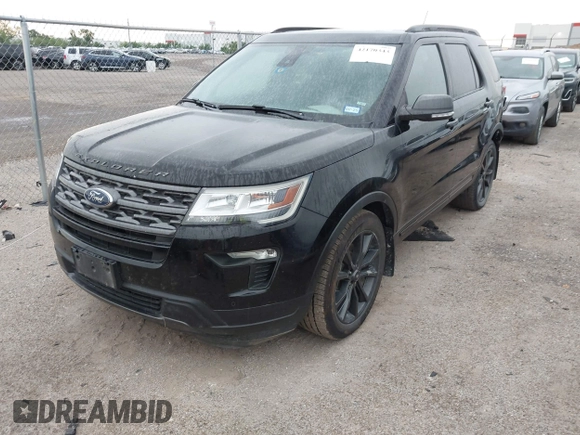 2018 Ford Explorer XLT z VIN 1FM5K7D89JGA54989, wystawiony jako IAAI lot #42170343 z przebiegiem 126 819 mil mil oraz . Historia ofert i sprzedaży dostępna na DreamBid. Obrazek 2.