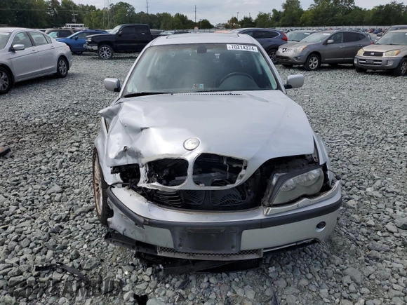 2003 BMW 3 Series 330i with VIN WBAEV53423KM30265, listed as a Copart auction lot 70214374 with 152,171 mi miles and Salvage Title. Bid and sale history available at carsss.com. Image 5.