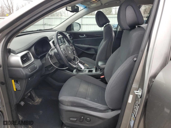 2016 Kia Sorento LX with VIN 5XYPG4A59GG183592, listed as a Copart auction lot 42480615 with 184,205 mi miles and Salvage Title. Bid and sale history available at carsss.com. Image 7.