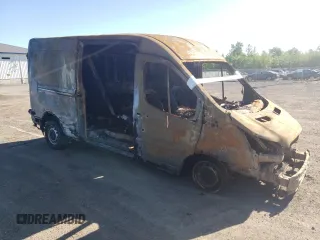 2019 Ford Transit with VIN 1FTYR2CM6KKB29791, listed as a Copart auction lot 57694084 with Not Provided miles and Salvage Title. Bid and sale history available at carsss.com. Image 4.