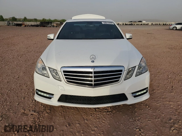 2013 Mercedes-Benz E 350 Luxury z VIN WDDHF5KB4DA721716, wystawiony jako Copart lot #58813455 z przebiegiem 48 933 mil mil oraz Szkoda całkowita • Salvage title. Historia ofert i sprzedaży dostępna na DreamBid. Obrazek 5.