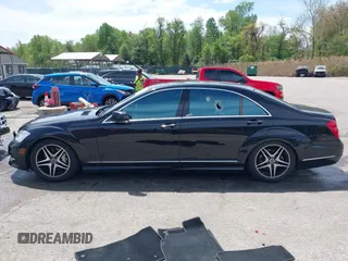 2010 Mercedes-Benz S 550 with VIN WDDNG8GB3AA308918, listed as a IAAI auction lot 42087311 with 135,878 mi miles and . Bid and sale history available at DreamBid. Image 14.