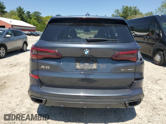 2022 BMW X5 xDrive40i z VIN 5UXCR6C04N9M02929, wystawiony jako Copart lot #56484785 z przebiegiem 53 563 mil mil oraz Szkoda całkowita • Salvage title. Historia ofert i sprzedaży dostępna na DreamBid. Obrazek 6.