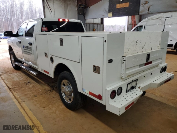 2022 Ram 2500 Tradesman with VIN 3C6UR5HJ2NG379837, listed as a Copart auction lot 44196985 with 87,254 mi miles and Salvage Title. Bid and sale history available at carsss.com. Image 2.