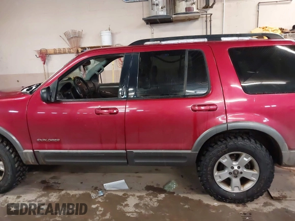2004 Ford Explorer XLT z VIN 1FMDU73W64UB65897, wystawiony jako IAAI lot #41477174 z przebiegiem 221 442 mil mil oraz . Historia ofert i sprzedaży dostępna na DreamBid. Obrazek 15.