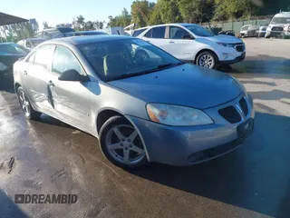 2007 Pontiac G6 with VIN 1G2ZG58N074201257, listed as a IAAI auction lot 40638323 with 227,144 mi miles. Bid and sale history available at carsss.com. Image 1.