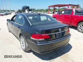 2006 BMW 7 Series 750Li with VIN WBAHN83506DT27085, listed as a IAAI auction lot 41887442 with 41,043 mi miles. Bid and sale history available at carsss.com. Image 3.