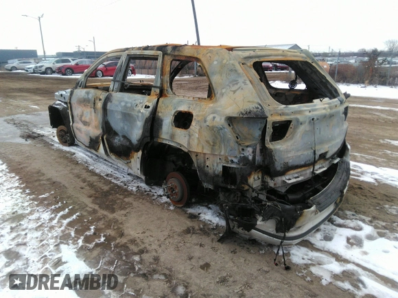 2021 Jeep Grand Cherokee Overland z VIN 1C4RJFCG3MC588271, wystawiony jako IAAI lot #41561063 z przebiegiem Nie podano mil oraz . Historia ofert i sprzedaży dostępna na DreamBid. Obrazek 3.