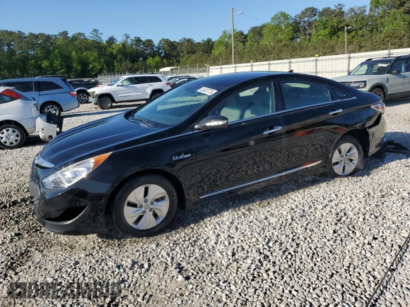 2013 Hyundai Sonata with VIN KMHEC4A47DA073657, listed as a Copart auction lot 52423775 with 150,974 mi miles and Salvage Title. Bid and sale history available at carsss.com. Image 1.