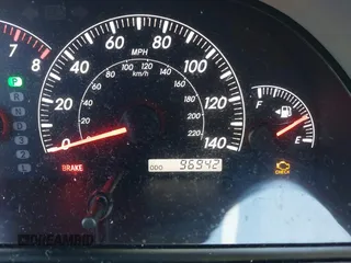 2006 Toyota Camry LE z VIN 4T1BF30K46U621829, wystawiony jako IAAI lot #41068239 z przebiegiem 96 942 mil mil oraz . Historia ofert i sprzedaży dostępna na DreamBid. Obrazek 15.