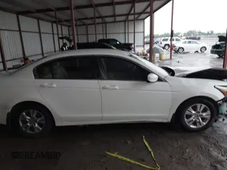 2012 Honda Accord SE z VIN 1HGCP2F67CA067792, wystawiony jako IAAI lot #42193036 z przebiegiem 151 332 mil mil oraz . Historia ofert i sprzedaży dostępna na DreamBid. Obrazek 13.