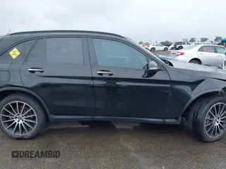 2017 Mercedes-Benz GLC with VIN WDC0G4JB6HV006073, listed as a IAAI auction lot 41512507 with 84,215 mi miles. Bid and sale history available at carsss.com. Image 13.