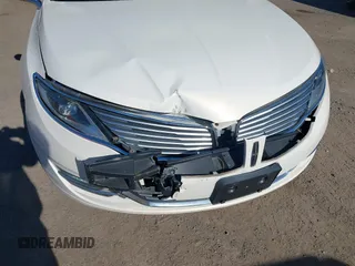 2013 Lincoln MKZ with VIN 3LN6L2G98DR805036, listed as a IAAI auction lot 40981671 with 121,079 mi miles and . Bid and sale history available at DreamBid. Image 6.