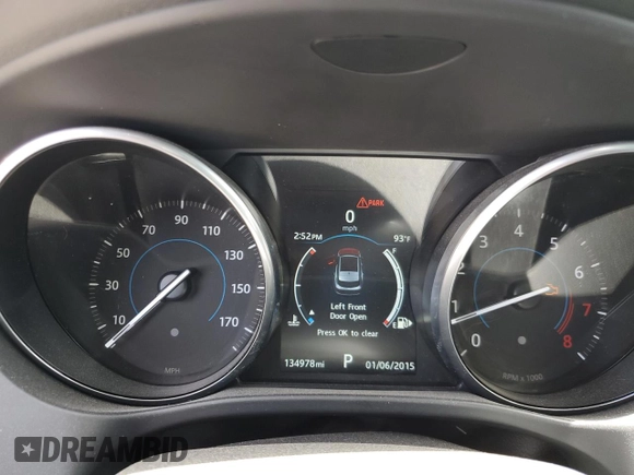 2017 Jaguar F-Pace 35t Premium with VIN SADCJ2BV2HA497819, listed as a Copart auction lot 55404655 with 139,478 mi miles and Clean Title. Bid and sale history available at DreamBid. Image 9.