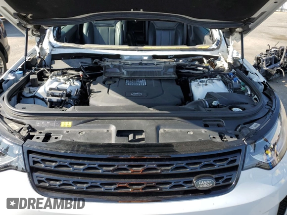 2017 Land Rover Discovery HSE with VIN SALRRBBK5HA039740, listed as a Copart auction lot 58069994 with 0 mi miles. Bid and sale history available at carsss.com. Image 12.