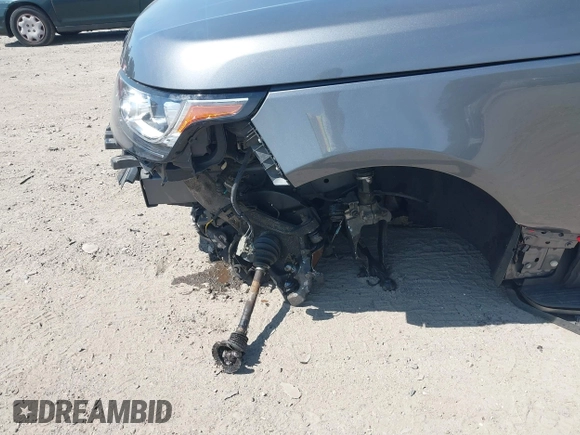 2015 Land Rover Range Rover HSE with VIN SALGS2VF7FA231099, listed as a IAAI auction lot 42103387 with 85,620 mi miles and . Bid and sale history available at DreamBid. Image 18.