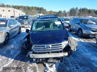 2013 Toyota Highlander with VIN 5TDBK3EH9DS259561, listed as a IAAI auction lot 41584837 with 48,527 mi miles. Bid and sale history available at carsss.com. Image 13.