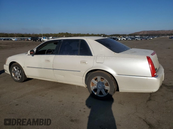 2007 Cadillac DTS V8 z VIN 1G6KD57Y27U208554, wystawiony jako Copart lot #88748645 z przebiegiem 80 341 mil mil oraz Tytuł czysty. Historia ofert i sprzedaży dostępna na DreamBid. Obrazek 2.