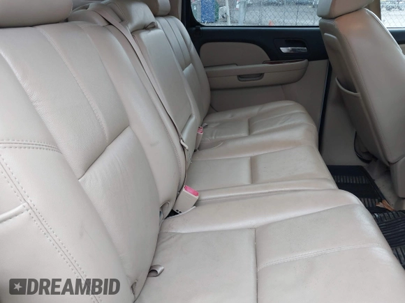 2007 Chevrolet Avalanche 3LT with VIN 3GNFK12337G136637, listed as a IAAI auction lot 41089209 with 180,552 mi miles and . Bid and sale history available at DreamBid. Image 8.