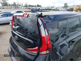 2021 Kia Soul S with VIN KNDJ23AU7M7126130, listed as a IAAI auction lot 42118112 with 21,773 mi miles and . Bid and sale history available at DreamBid. Image 6.