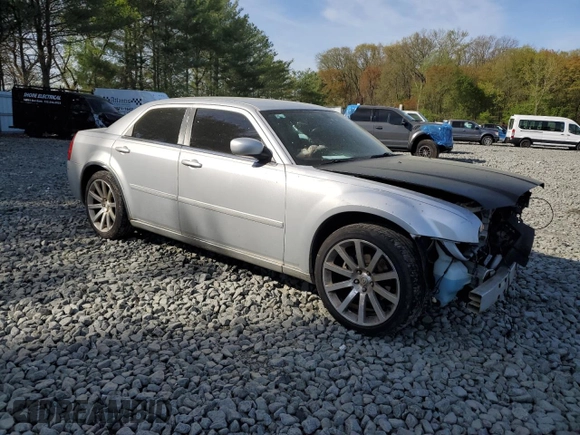 2006 Chrysler 300 Touring with VIN 2C3KA53G76H434890, listed as a Copart auction lot 54378785 with 226,588 mi miles and Salvage Title. Bid and sale history available at DreamBid. Image 4.