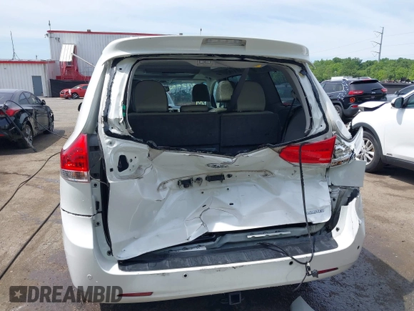 2011 Toyota Sienna XLE AAS with VIN 5TDYK3DC0BS008439, listed as a IAAI auction lot 42292552 with 115,162 mi miles and . Bid and sale history available at DreamBid. Image 6.