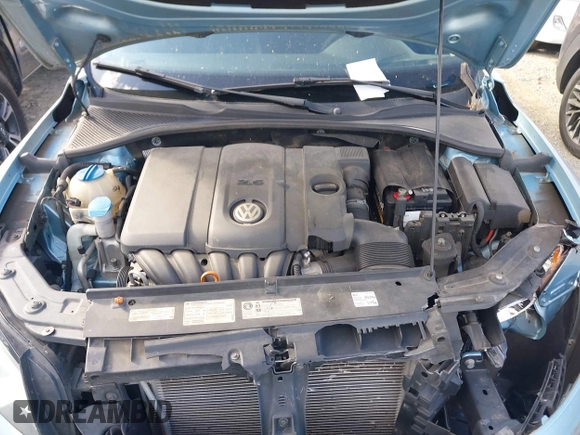 2012 Volkswagen Passat S w/Appearance with VIN 1VWAP7A39CC103581, listed as a IAAI auction lot 41837612 with 190,125 mi miles. Bid and sale history available at carsss.com. Image 10.