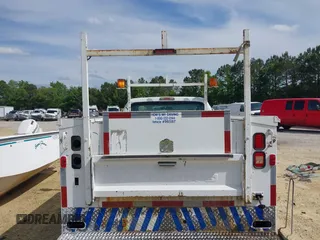 2008 Ford F-350 с VIN 1FDSF30568EB85539, выставлен на аукционе IAAI как лот 42207045 с пробегом 307 671 миль миль и . История ставок и продаж доступна на DreamBid. Изображение 7.