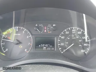 2015 Nissan Sentra SV with VIN 3N1AB7AP1FY340326, listed as a IAAI auction lot 41770387 with 200,139 mi miles. Bid and sale history available at carsss.com. Image 7.