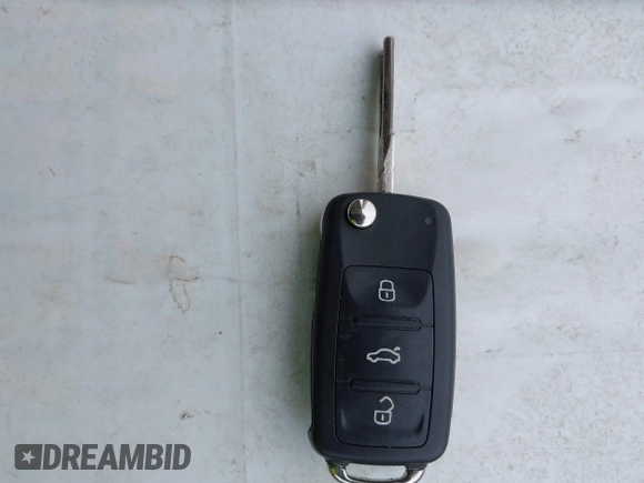 2016 Volkswagen Passat SE z VIN 1VWBT7A32GC057162, wystawiony jako IAAI lot #42287908 z przebiegiem 32 127 mil mil oraz . Historia ofert i sprzedaży dostępna na DreamBid. Obrazek 11.