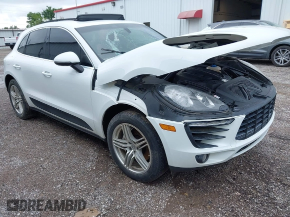 2015 Porsche Macan S with VIN WP1AB2A50FLB64939, listed as a IAAI auction lot 42260919 with 11 mi miles and . Bid and sale history available at DreamBid. Image 1.