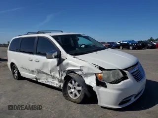 2011 Chrysler Town & Country Touring L z VIN 2A4RR8DG6BR702751, wystawiony jako Copart lot #58541045 z przebiegiem 170 144 mil mil oraz Szkoda całkowita • Salvage title. Historia ofert i sprzedaży dostępna na DreamBid. Obrazek 4.