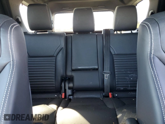 2024 Land Rover Discovery with VIN SALRL4EU3R2493345, listed as a Copart auction lot 46492665 with 9,656 mi miles and Salvage Title. Bid and sale history available at DreamBid. Image 10.