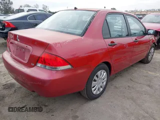 2006 Mitsubishi Lancer ES with VIN JA3AJ26E16U035856, listed as a IAAI auction lot 41533062 with 161,482 mi miles. Bid and sale history available at carsss.com. Image 4.