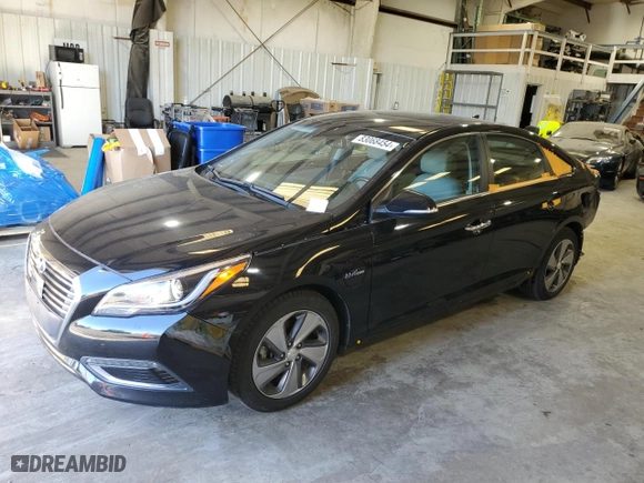 2016 Hyundai Sonata Plug-In Hybrid Limited with VIN KMHE54L21GA031558, listed as a Copart auction lot 83068454 with 134,077 mi miles and Salvage Title. Bid and sale history available at carsss.com. Image 1.