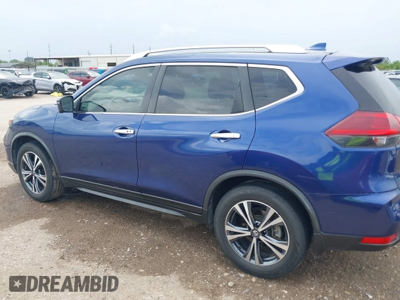 2019 Nissan Rogue SV with VIN JN8AT2MT8KW256290, listed as a IAAI auction lot 41901713 with 63,432 mi miles. Bid and sale history available at carsss.com. Image 14.