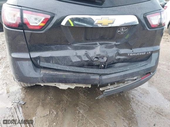 2016 Chevrolet Traverse LS with VIN 1GNKRFED5GJ286226, listed as a IAAI auction lot 41652657 with 105,354 mi miles. Bid and sale history available at carsss.com. Image 6.